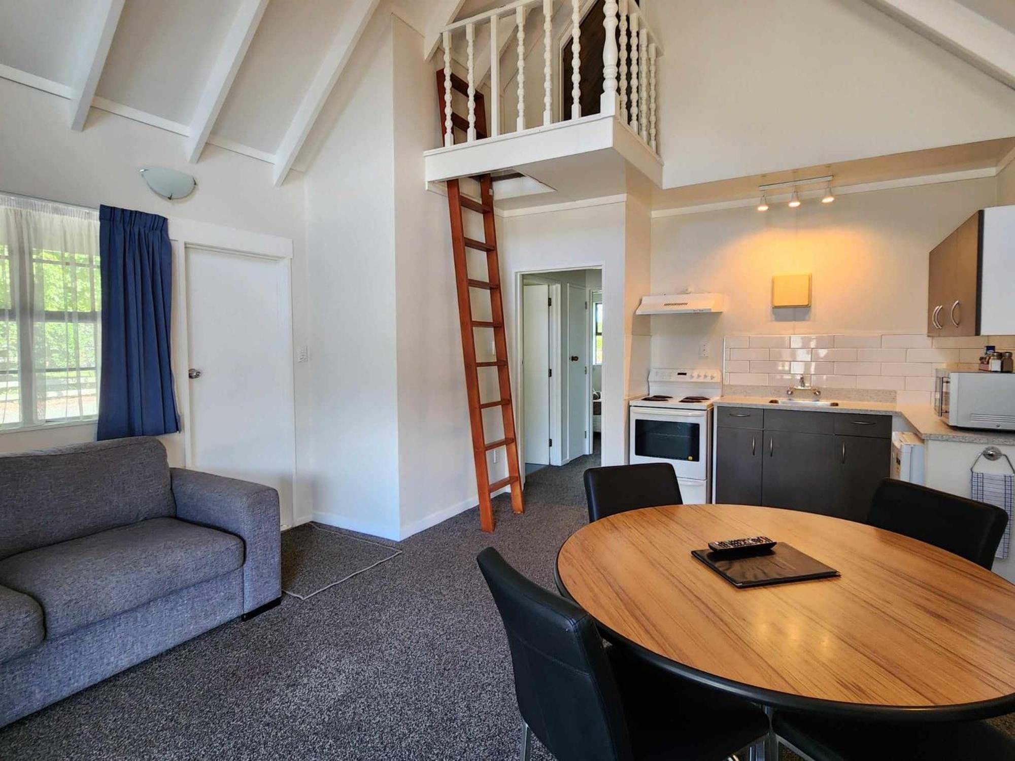 Bulls Motel & Holiday Park Halcombe Екстериор снимка