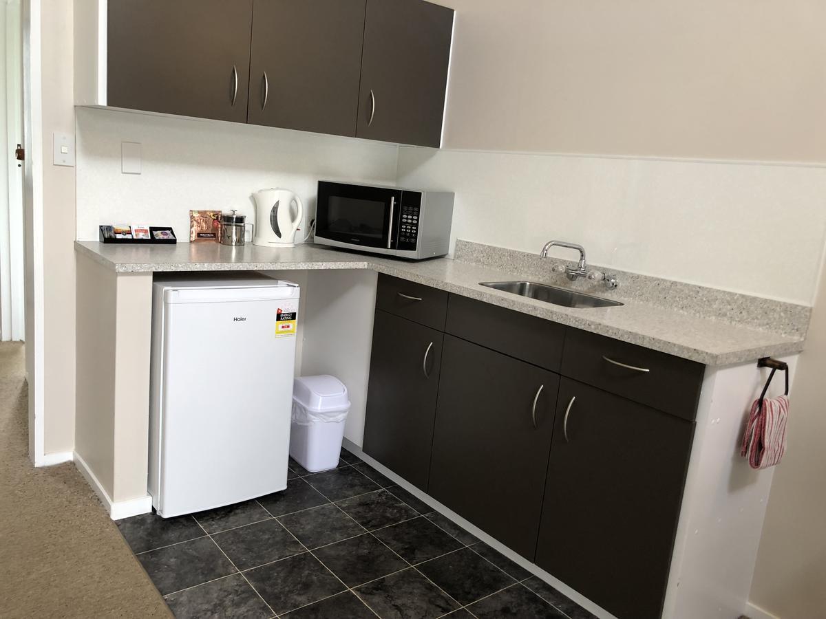 Bulls Motel & Holiday Park Halcombe Екстериор снимка